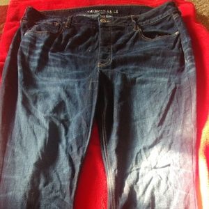 American Eagle Tomgirl jeans